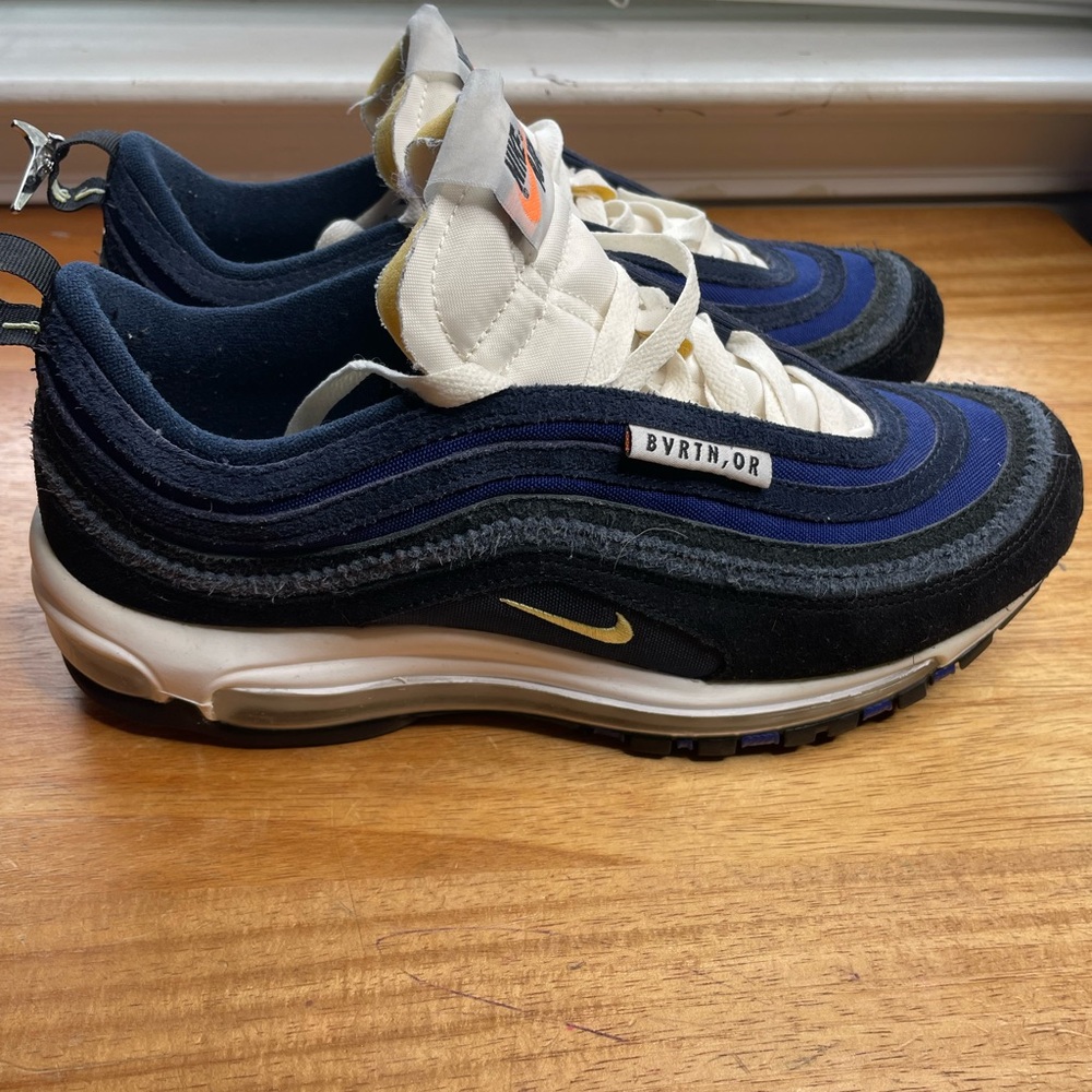 Nike Men's Black and Blue Sneakers